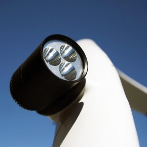 Skylon Lumière avec une petite fixation